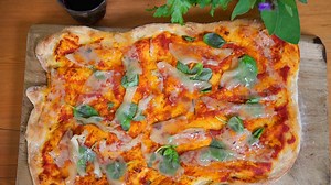 Lardo pizza