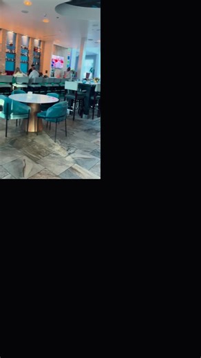 #hotelindigowacobaylor #baylorhomecoming #wacotx #ihghotels #hospitality #leadership #community #downtownwaco #neighborhoodstories #brazosbarandbistro #sicem | Alysia Espada