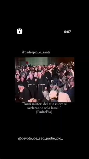 ❤️ Żył pośród nas, był pośród nas, mówił do nas. Otaczany przez tłumy ludzi, którzy kochali Go, słuchali, podziwiali ... I choć nie ma Go już tu na Ziemi, to wciąż Jest obecny pośród nas - duchowo. Za Jego wstawiennictwem często prosimy Go o łaski i dziękując Mu za otrzymane dary. Jego Świętość 💙 oraz proste, zwykłe życie ziemskie i duchowość, powinny być dla nas przykładem dążenia do doskonałości i przemiany ludzkich serc. Święty Ojcze Pio, prosimy Cię, prowadź nas ku Niebu, abyśmy byli dla si
