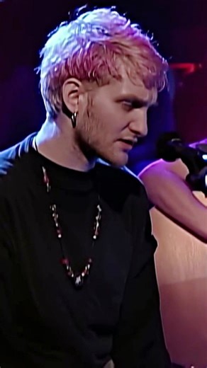 Almir Júnior on Instagram: "Alice in Chains performing "Down in a Hole" Live on MTV Unplugged on April 10, 1996. • • • • • • • • • • • • #AliceInChains #LayneStaley #JerryCantrell #MikeInez #SeanKinney #ScottOlson #AliceInChainsFans #Grunge #GrungeMusic #AlternativeMetal #HardRock #SludgeMetal #HeavyMetal #HeavyMetalMusic #Rock #RockBands #ClassicRock #Guitarist #GuitarPlayer #GuitarHero #BassPlayer #Drummer #Drums #80sMetal #90sMetal #90sRock #90sGrunge #MTVUnplugged #Unplugged #AlmirJuniorAlic