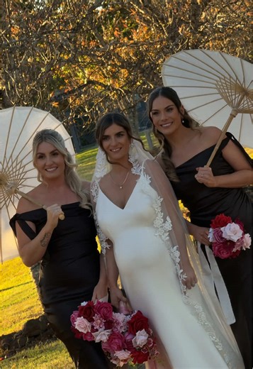 Gorgeous Pregnant Bride: Bestie Wedding Highlights