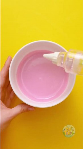 DIY Edible Crayons! 🖍️🍬 Make & Eat the Fun! #hacks