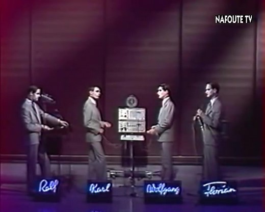 Kraftwerk - Radioactivity