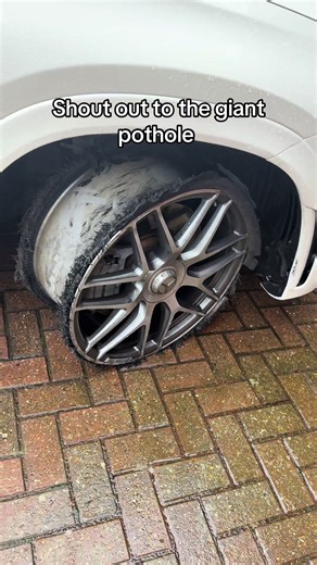 Giant Pothole Alert: What You Need to Know