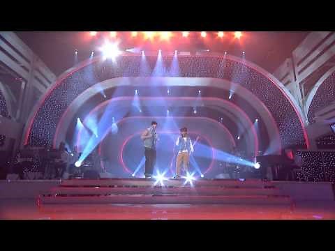 ADRIAN GAXHA & FLORIANI - NGJYRA E KUQE ( Kenga Magjike 2012 )