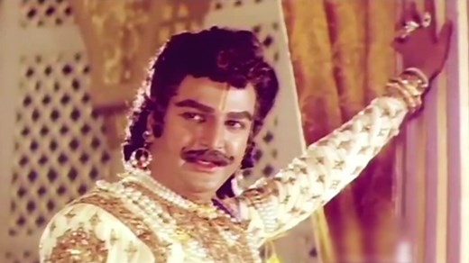 Thandra Paparayudu (1986): Directed by my guru, the legendary Sri. Dasari Narayana Rao garu and I had the honor of sharing the screen with my elderly brother, Sri. Krishnam Raju garu. The film was produced by Sri. Uppalapati Surya Narayana Raju garu, father of our Prabhas. This scene, with its elaborate dialogue setups masterfully crafted by my guru, is one of my favorites. The dialogues remain profoundly relevant even today, offering timeless insights into politics.✨ #ThandraPaparayudu ❤️ 🎥 Vi