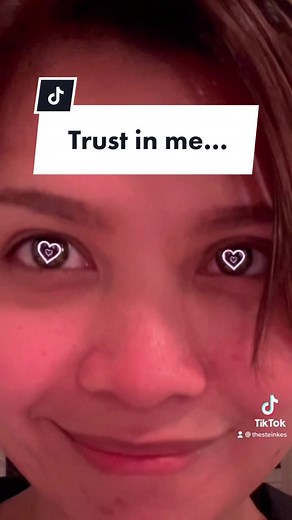 When Kaa was hypnotizing mowgli #thejunglebook #hearteyestrend