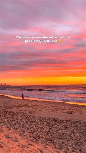 Queensland on Instagram: "If you’ve been wondering why Queensland’s morning culture is so strong, this sunrise should answer it! 🌅☕️ From sunrise swims and barefoot walks along the beach, to coffee in the fresh air, mornings here hit different. Once you’ve experienced a Queensland morning, you’ll want to switch your day to 5am-9am. 📍 Palm Beach - @experiencegoldcoast 🎥 @travdonjohnson #QueenslandHolidayFeeling #ThisIsQueensland #SeeAustralia #ExperienceGoldCoast"