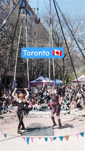 Toronto Downtown Walk, @WalkExploreToronto