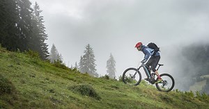 Jakie rowery elektryczne warto kupić w 2025? Ranking modeli