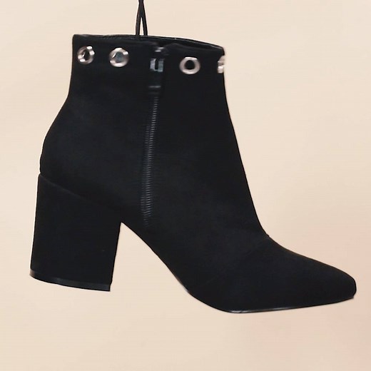 Bootie call! 📞📞 Meet your new faves 👇👇 | boohoo.com
