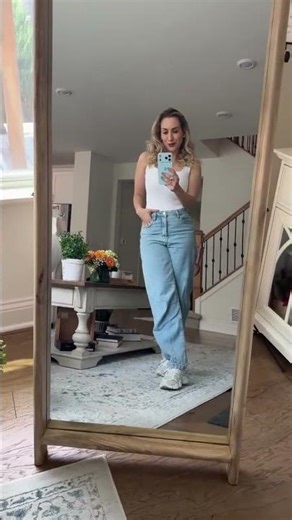 Brazil Core Trend: Styling Barrel Jeans at Vanessa Cavali