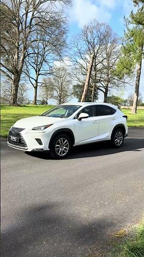 Lexus NX 300h - video tour