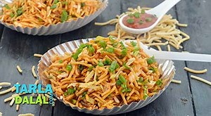Chinese Bhel Recipe (How To Make Chinese Bhel)