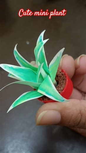 बिना खर्चा किया सुंदर plant🌿 बनाए #shortvideo #trending #craft #diy #plants