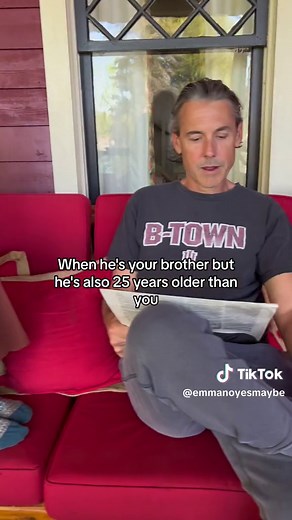 Understanding Sibling Relationships: Age Gaps and Bonds Explored