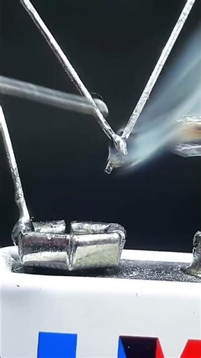 simple sensor project simple circuit electronics hw battery led light IR sensor