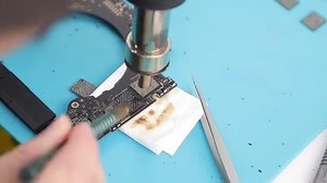 2.9K views · 105 reactions | MacBook Pro 16inch A2141 won't boot, replace 2 NANDs to repair | Master Liu | Facebook