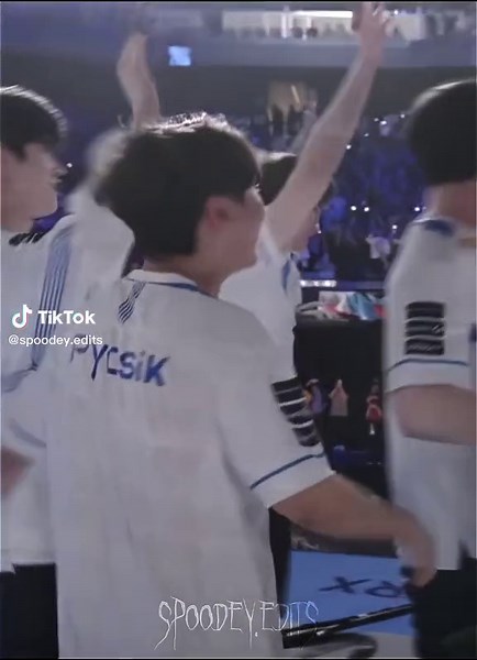 Keria Deserved to Win: League of Legends 2017 World Championship Edit