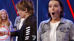 Keith Urban gives artist special gift