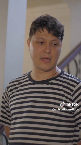 Erros de Gravação da Família Addams: Paródias Divertidas nos Bastidores