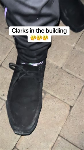 Discover the Clarks Wallabees: Style and Comfort