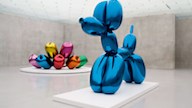 【彩悦艺瞬间】艺术家分享波普艺术家Jeff Koons 的作品创造出可爱圆润的气球狗勾起了人们的童年回忆，为人们带来巨大的幸福感。