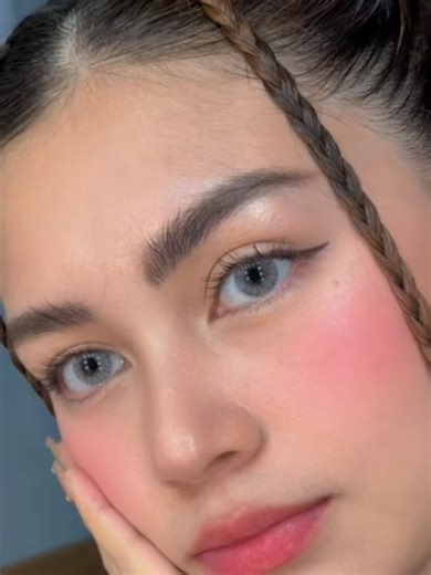 Live Soflen Taiwan: Model Ringan Cantik Sekali