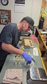 CT Soaps & Bodybutter - Cucumber Melon Soap Loaf Cutting