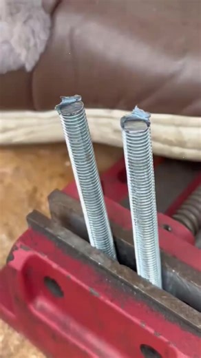 Essential Deburring and Chamfering Tool for Precision Cutting