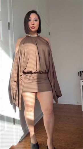 I got the butterfly chain back dress in M