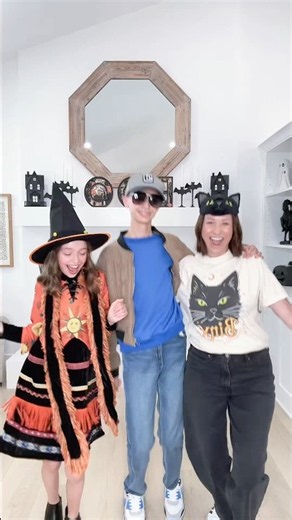 Oh come on… it’s just a bunch of Hocus Pocus! @halloweencostumes