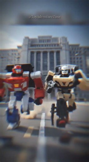 The city is under enemy attack #shorts #youtubeshorts #viralvideo #toys