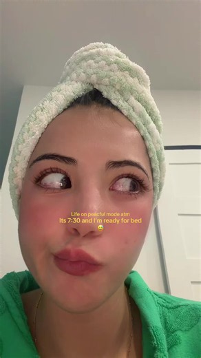 ALI (@alithebombo)’s video of go to bed