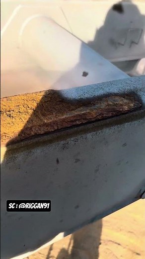 the most effective method for removing rust from iron bodies #education #shortvideo #tutorials