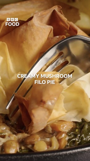 14K views · 138 reactions | This comforting and creamy frying-pan pie recipe is quick, easy and packed with goodness from veggies and lentils. bbc.co.uk/food/recipes/mushroom_spinach_pie_75543 | BBC Food | Facebook
