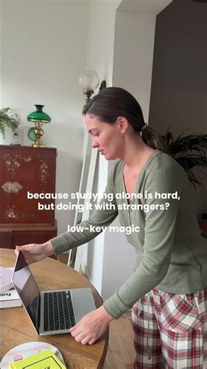 If you need company while studying or working, we've got you 💙 #studystream #studymotivation