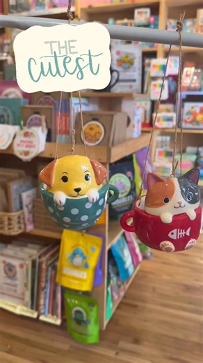 New tiny cat & dog hanging planters 😻🐶 | Fox Den Books