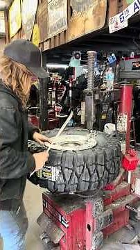 Installing New 35x12.50R17 Mud Grapps 2000 GMC Sierra.