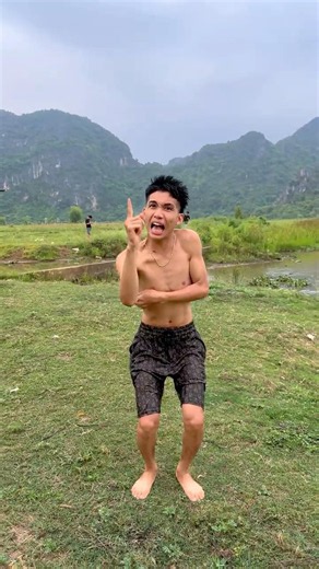 Survival Hack: Make Clothes From Mud In Just 5 Minutes #UsefulTips #DIY #Survival