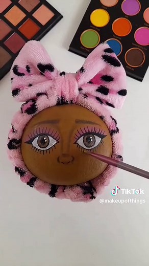 ASMR Grapefruit Makeup Tutorial
