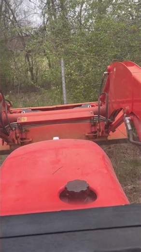 How I pull a T post without a chain using the tractor bucket against