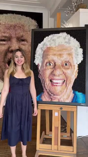 This portrait hides thousands of tiny middle fingers