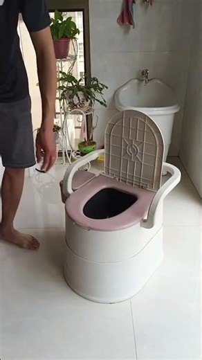 A commode chair makes life simpler. #Durable and durable,