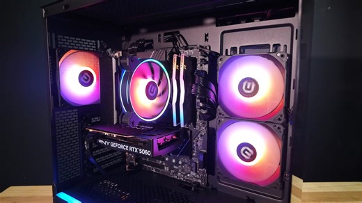 Overheating ruins games ❌. That’s why every EXTREME PC is engineered with advanced cooling top-tier components. Stay cool under pressure and dominate every match. ❄️🔥 | EXTREME PCs