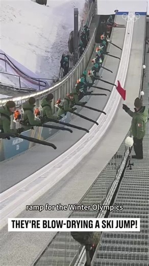 Leaf Blower Ski Jumping: A Unique Winter Sport