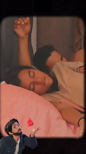 Rose  on Instagram: "日本利用压电瓷砖将脚步转化为电能。这些瓷砖捕捉来自你脚步的动能。当你行走时，你的重量和动作会对瓷砖产生压力。瓷砖会轻微弯曲，从而产生机械应力。瓷砖内部的压电材料将这种应力转化为电能。每一步都会产生少量电荷，而数百万步结合在一起就能产生足够的电力来驱动 LED 灯、数字显示屏和传感器。在像涩谷车站这样繁忙的地方，每天大约有 240 万个脚步为这一系统作出贡献。这些电能可以被储存或立即使用，从而减少对传统电力来源的依赖，并支持可持续的城市基础设施。这种方法将日常运动转化为实用的可再生能源 #日本 #知识 #事实 #你知道吗 #推荐 科技 创新 历史 技术 实验 热门"