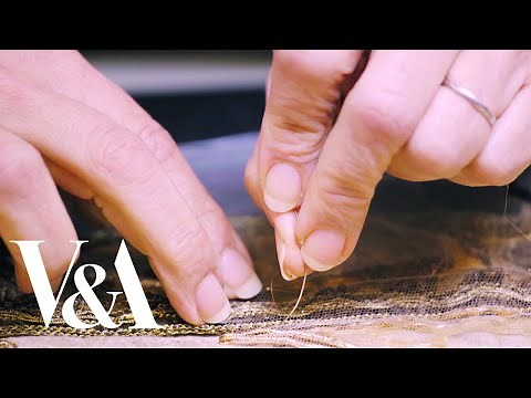 ASMR at the museum | Handling Ian McKellen’s Shakespeare costume | V&A