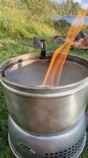 cheese dogs on the trangia #hotdogs #camping #cooking