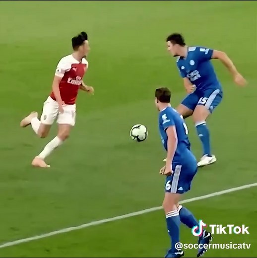 The Art of Tiki Taka Football